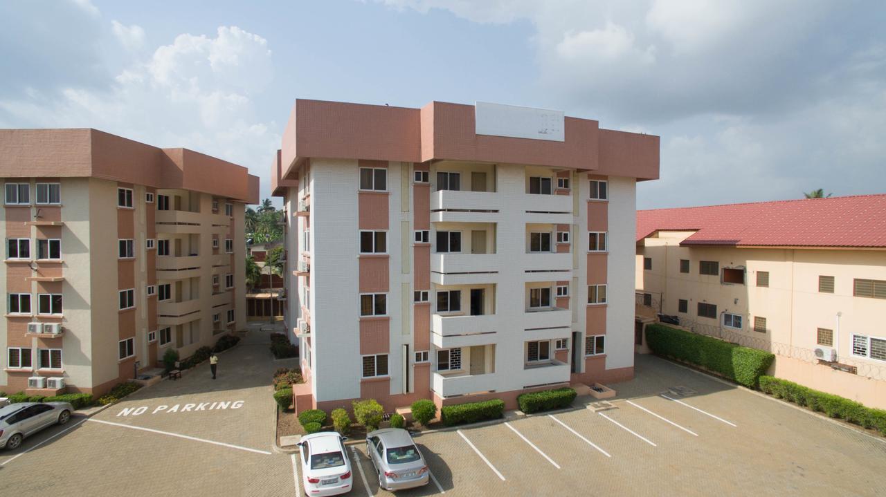 Regimanuel Apartments - Kwabenya Accra Extérieur photo