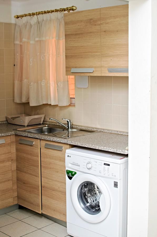 Regimanuel Apartments - Kwabenya Accra Extérieur photo